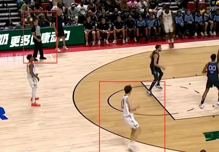 开云官网-首次中国“德比”！暴力隔扣！杨瀚森连续2场上双！