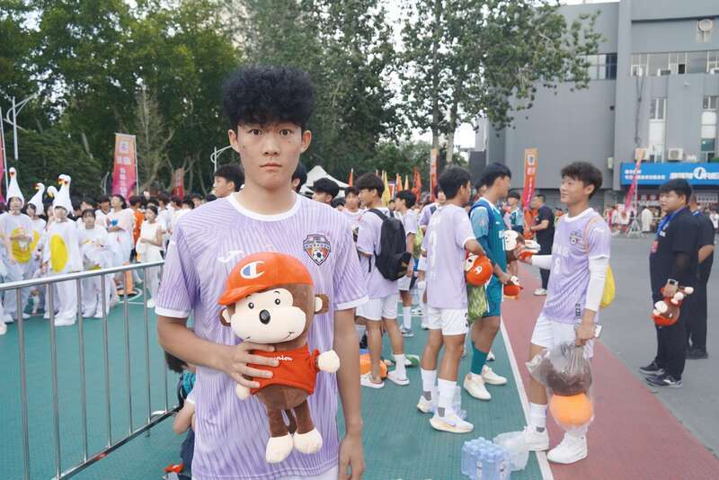 云体育入口-2025“郸青超”开赛,绿茵场“燃”动文体旅商融合发展