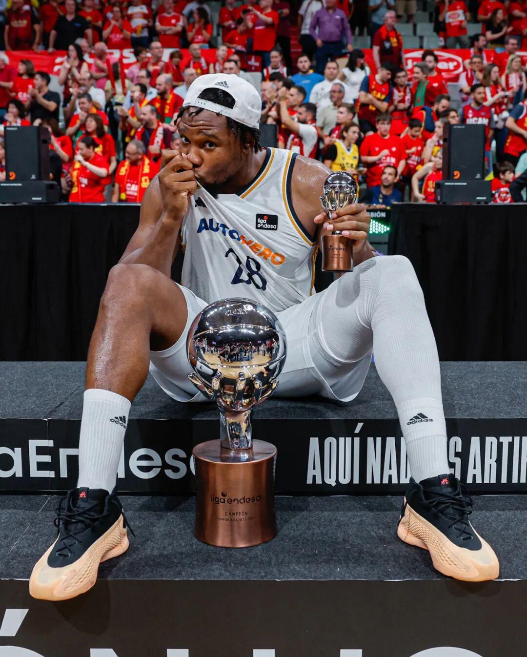 kaiyun-单场36分！欧锦赛的亚布塞莱，能带法国走多远？