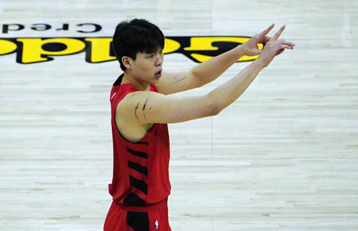 kaiyun-队记：杨瀚森在NBA赛场挣扎有3大原因 对他的长期未来仍充满信心|开拓者|波特兰开拓者队|杨翰森|球队|选秀_新浪体育_新浪新闻