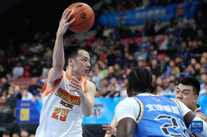 CBA常规赛：北京北汽胜江苏肯帝亚|男子篮球|张晨|篮球职业联赛|江苏肯帝亚队|北京北汽队_新浪体育_新浪新闻