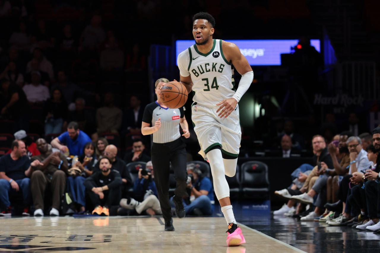 kaiyun中国官网-里程碑!160次30+10+5!字母哥超“大O”独占历史第一 统治力拉满