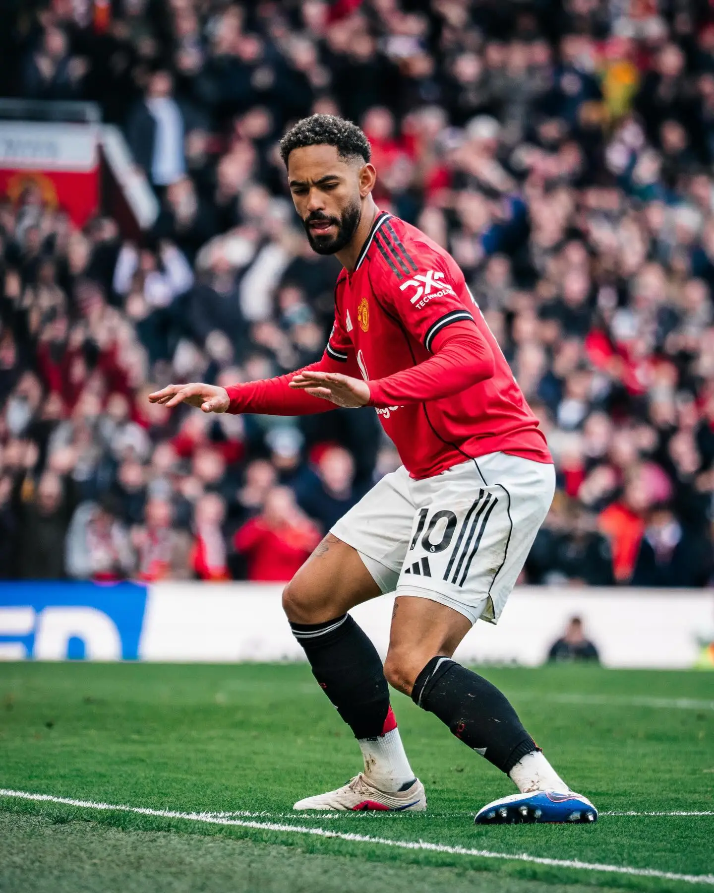 开云网页-打入一球,库尼亚赛后社媒:酷毙了,美丽的周日